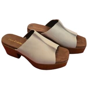 House of Harlow 1960 Ivory and Brown Griffin Platform Leather Sandals - 8.5 M